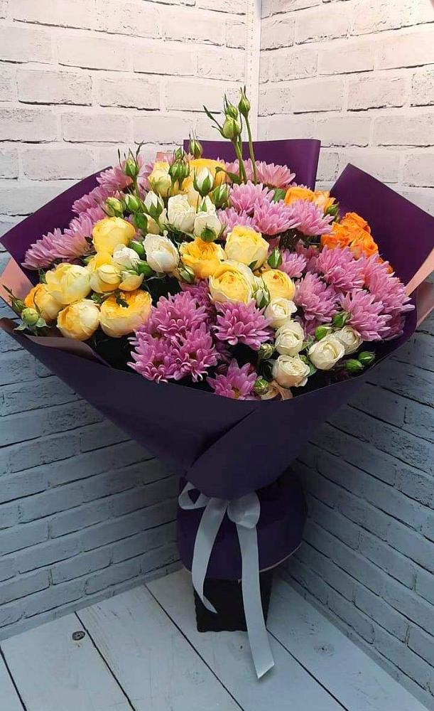 Букет цветов из: Хризантемы и Розы в Ачи-су