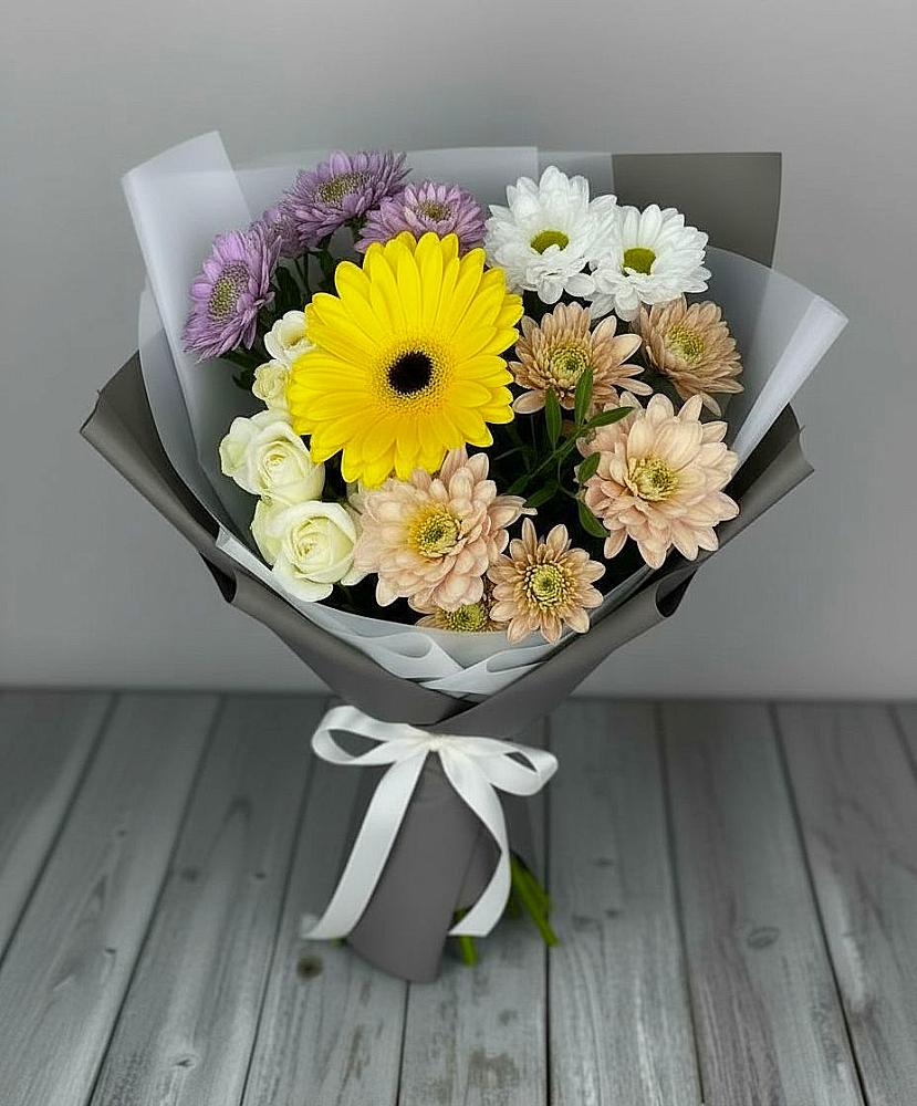 Букет цветов из: Розы, Герберы и Хризантемы в Ачи-су
