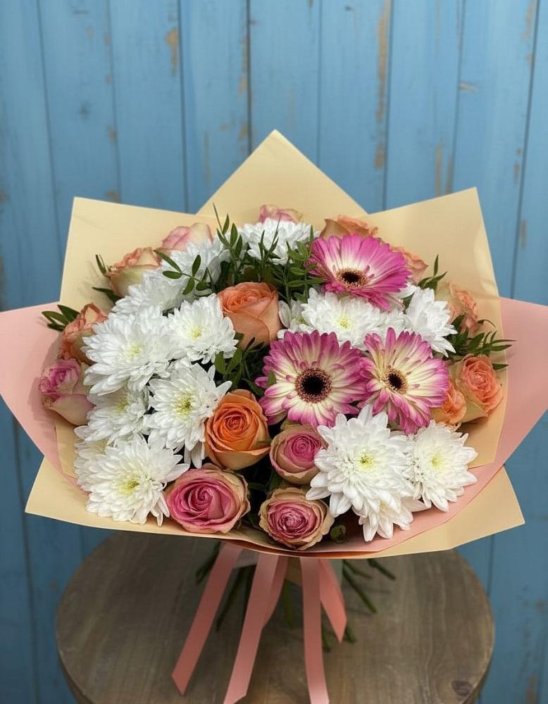 Букет цветов из: Розы, Герберы и Хризантемы в Ачи-су
