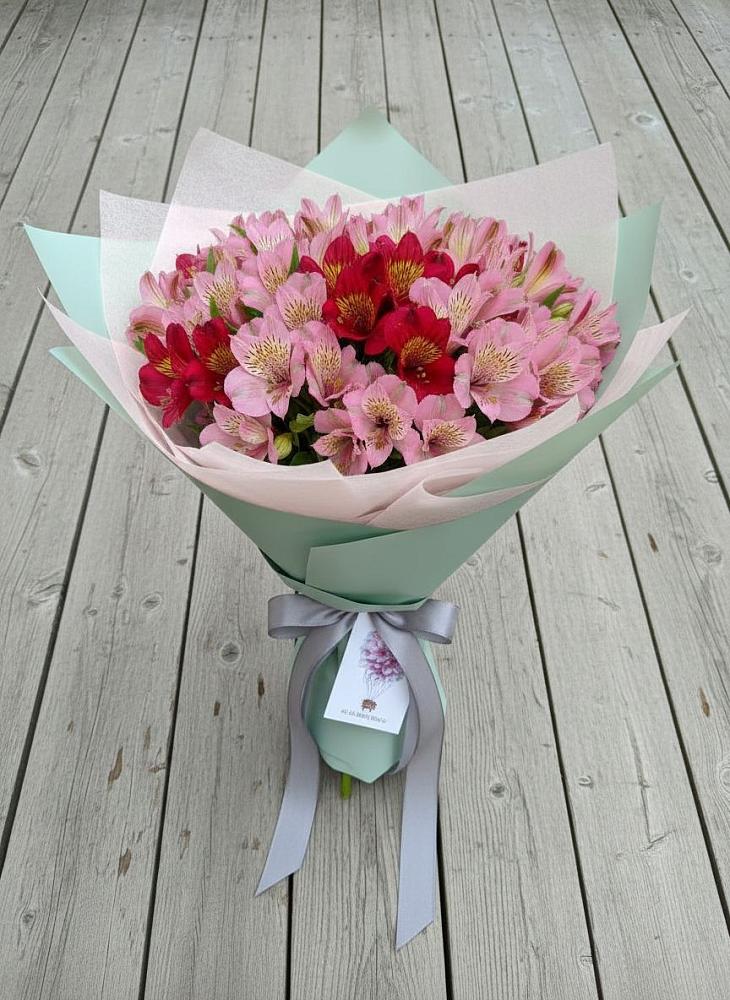 Букет цветов из: Альстромерии в Ачи-су