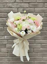Букет цветов из:  Гвоздики, Розы, Лизиантусы и Хризантемы в Ачи-су