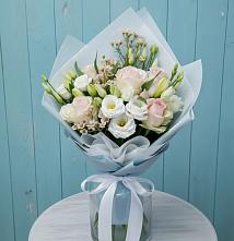 Букет цветов из:  Розы и Лизиантусы в Ачи-су
