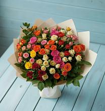 Букет Микс из разноцветных кустовых роз в Ачи-су